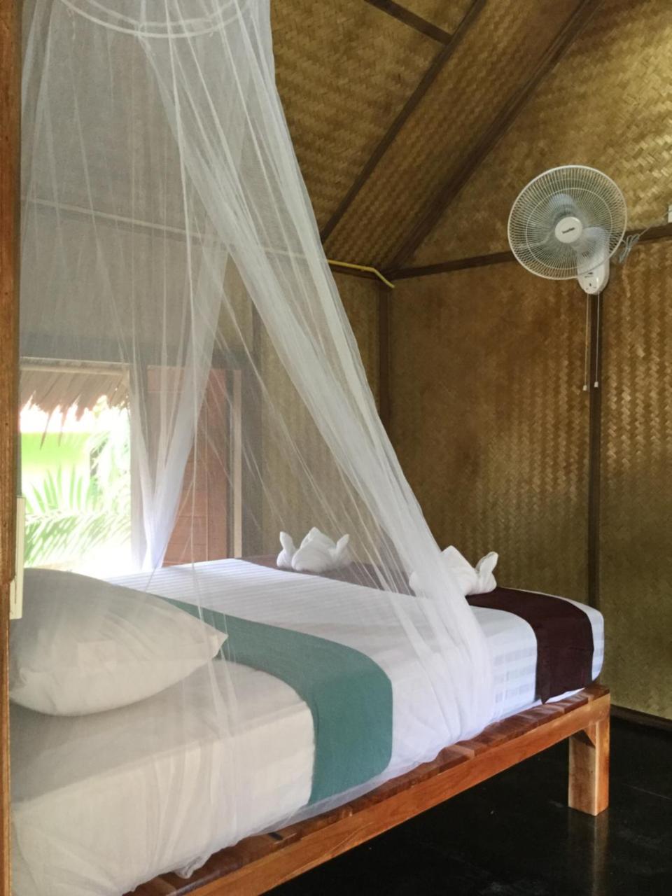 Khaosok Bamboo Huts Resort Khao Sok National Park Buitenkant foto